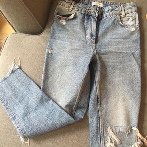 Zara jeans size 2